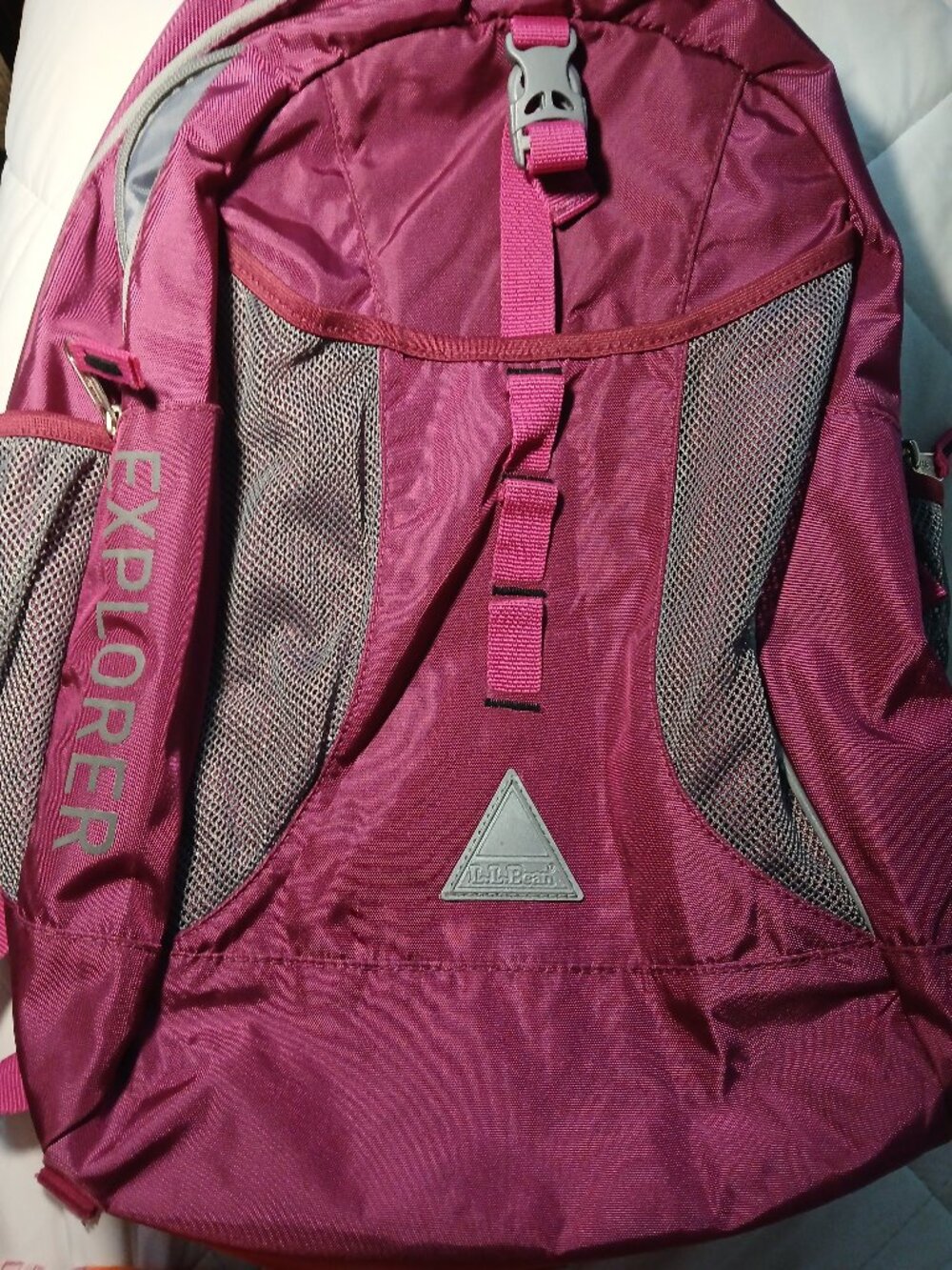 New L.L. Bean Explorer Backpack  25liters fuscia/pretty purple